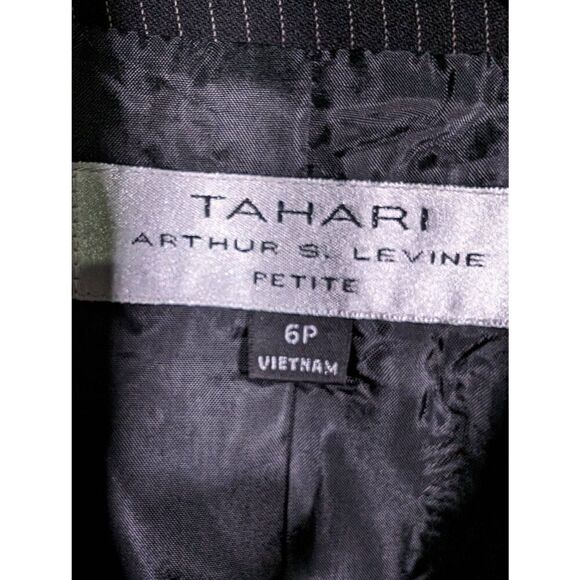 Tahari Arthur S. Levine Gray Pin Striped Blazer Petite Women's 6P - Picture 3 of 5